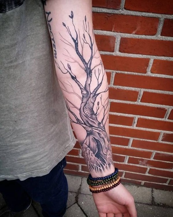 cây cổ thụ tattoo