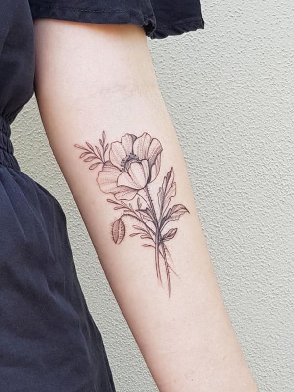 Poppy-tattoo-for-women