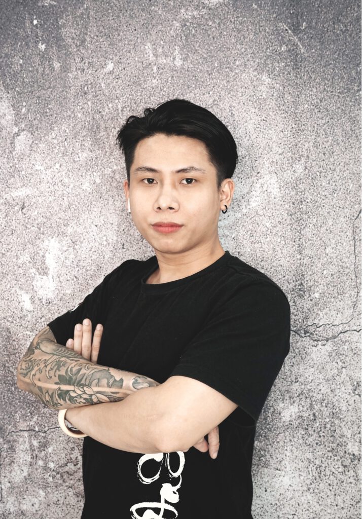 Artist Loc Tran
